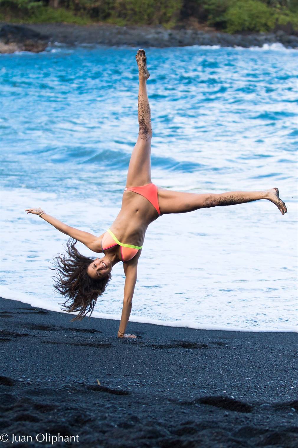 НИНА ДОБРЕВ ГОЛАЯ просвет